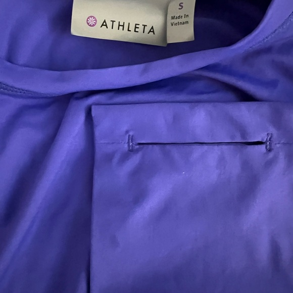 Set of Women’s Blue and Teal Active Long Sleeve Shirts - Picture 3 of 4